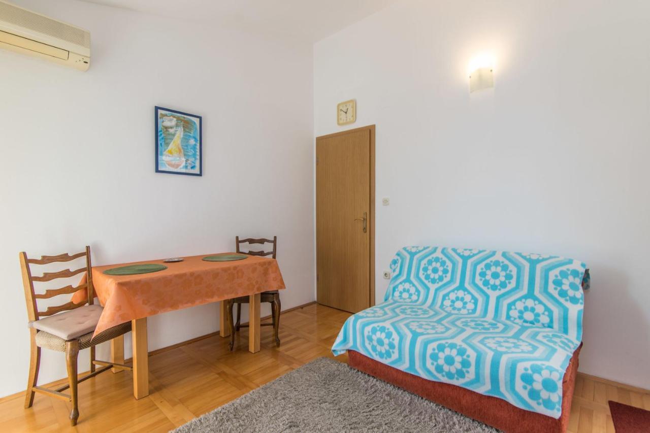 Apartment Ruzica *